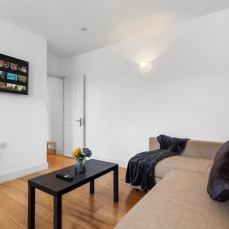 Modern Flat In Stockwell, 10 Mins From Oxford Circus Apartment Лондон Екстериор снимка
